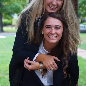 Meet your Posher, Ava